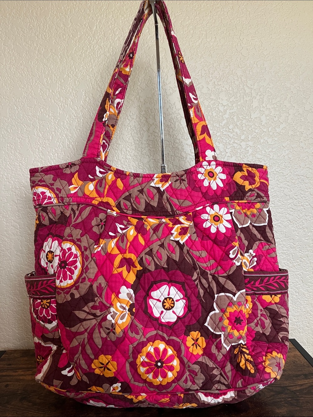 Vera Bradley Carnaby pattern tote / shoulder bag